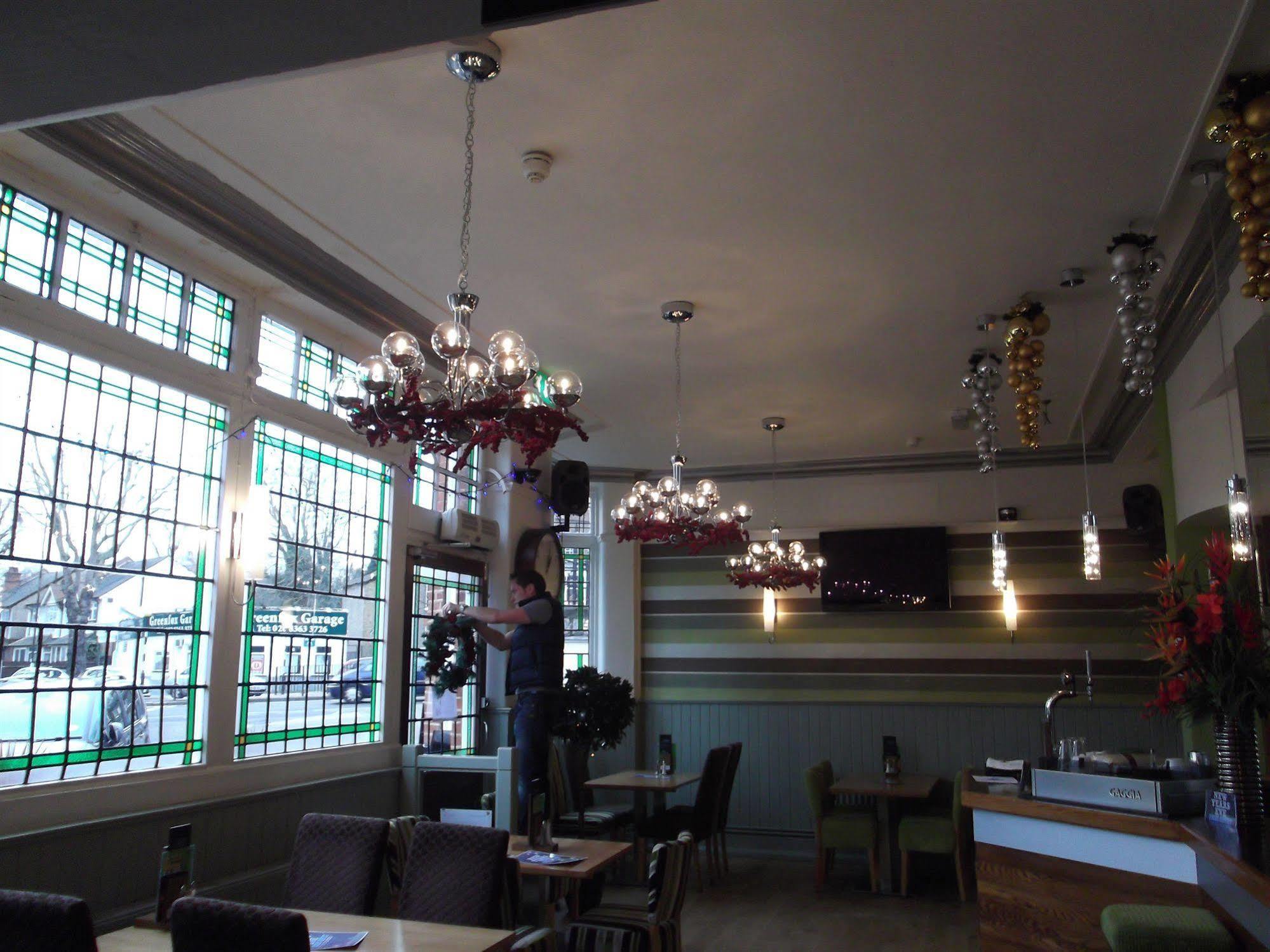 The Stag Enfield Exterior foto