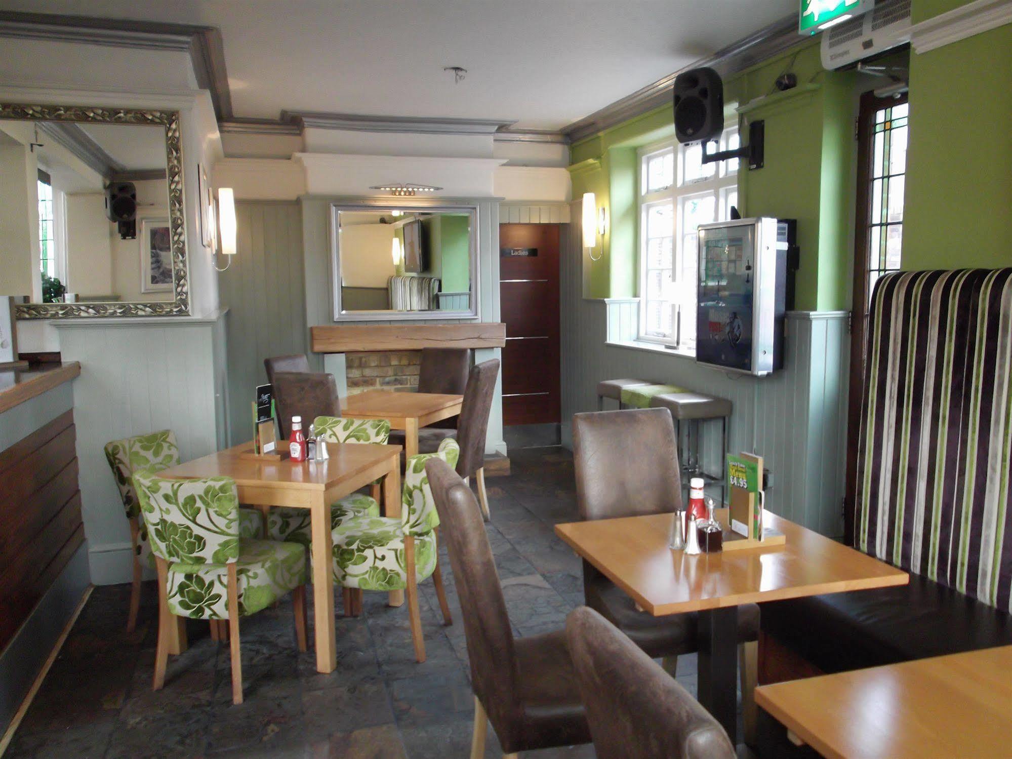 The Stag Enfield Exterior foto